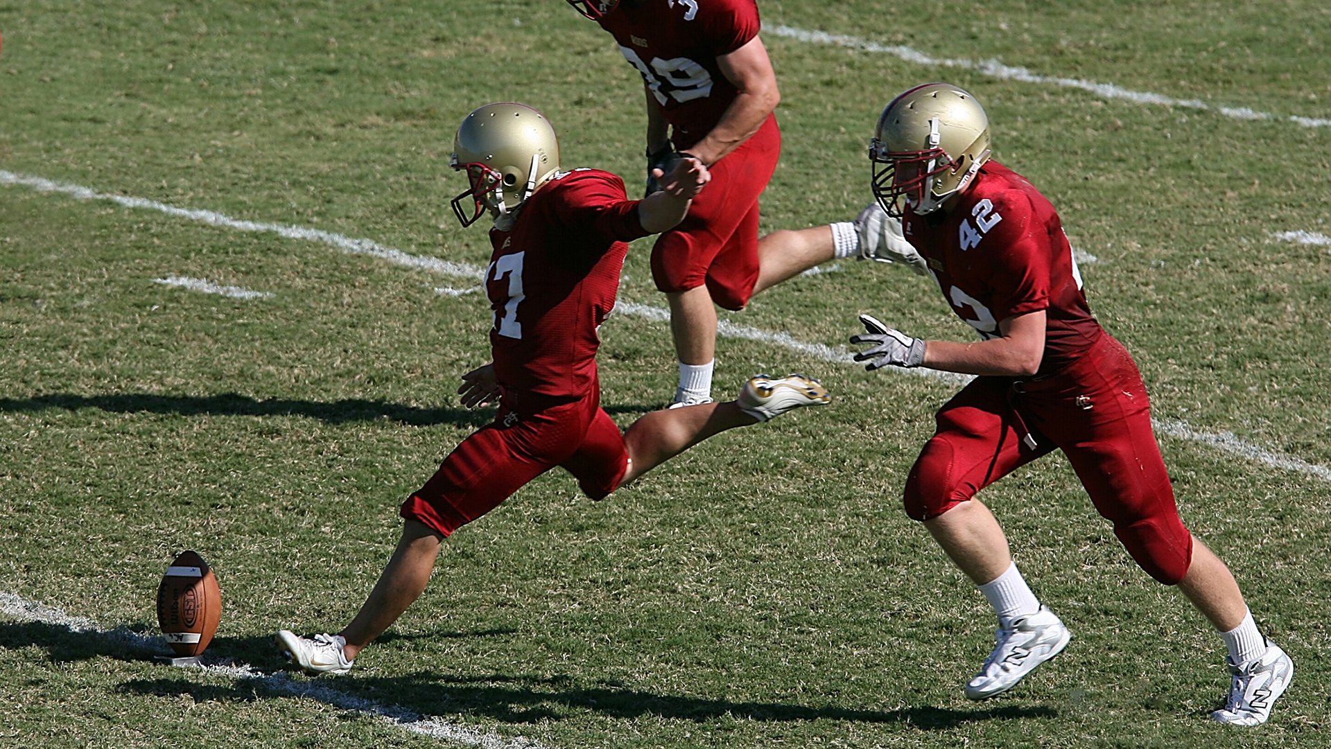 开云官网首页-柯尔赞持续提升仰泳技术细节